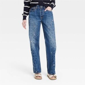 Universal Thread Women’s Mid-Rise Embroidered Daisy Baggy Jeans